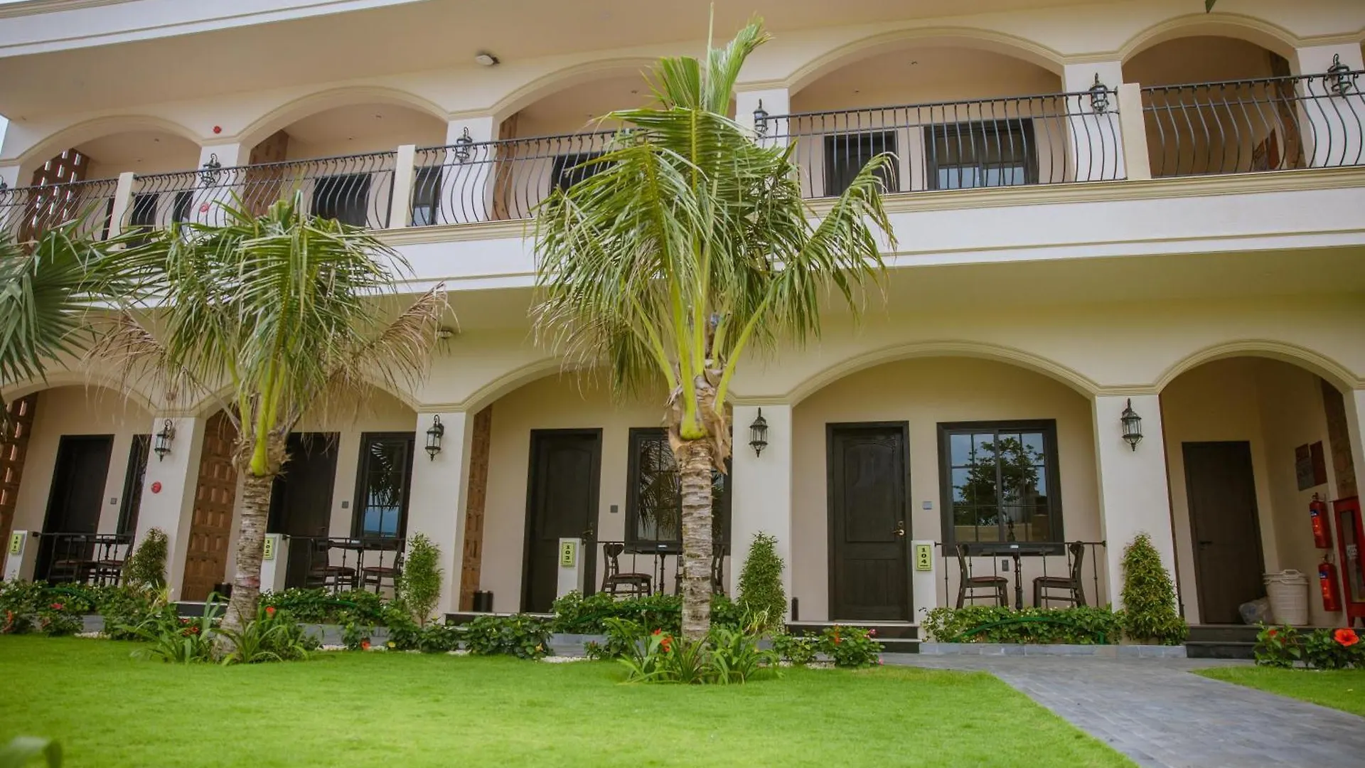 Thai Binh Cam Ranh 2 Hotel 3*,  Vietnam