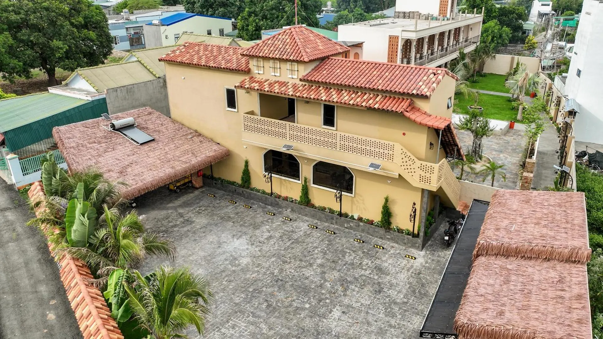 Thai Binh Cam Ranh 2 Hotel